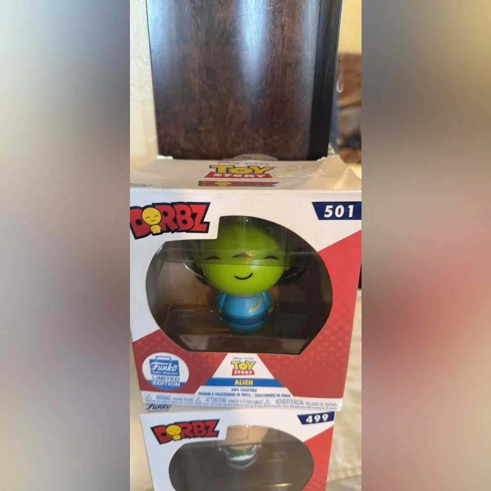 Funko Zurg , Alien, and BuzzVinyl Figure - Purple and Yellow - Picture 4 of 4